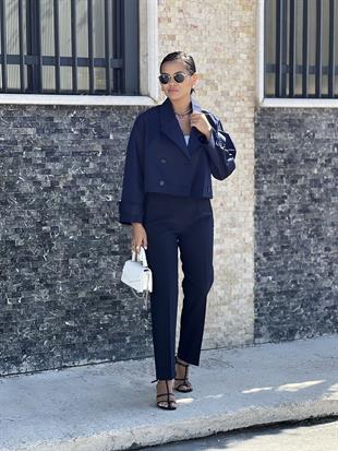 235048 CROP ZR TRENCH