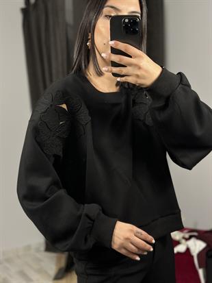 240201 OMZU GUL NAKISLI SWEAT