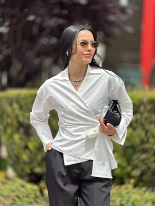 241023 DUZ YANDAN BAGLAMALI GOMLEK