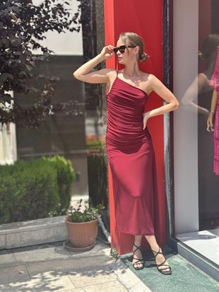 251751 YAN BUZGU DETAYLI ELBISE