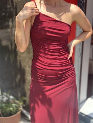 251751 YAN BUZGU DETAYLI ELBISE