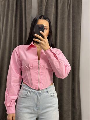 2884 FERMUAR DETAYLI GOMLEK