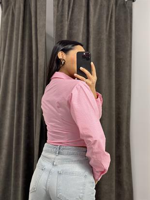 2884 FERMUAR DETAYLI GOMLEK