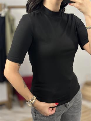 30481 YUKSEK YAKALI TSHIRT