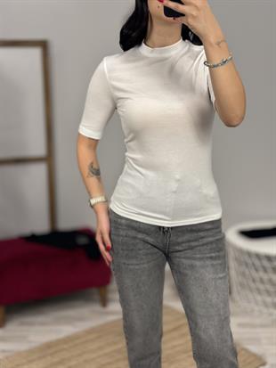 30481 YUKSEK YAKALI TSHIRT