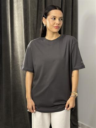30735 TAS BASKI DETAYLI TSHIRT