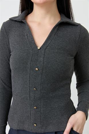 31436 POLO YAKA DUGME DETAYLI TOP