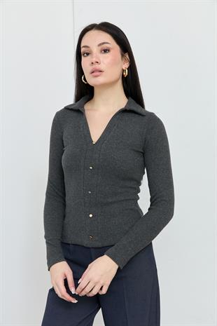 31436 POLO YAKA DUGME DETAYLI TOP