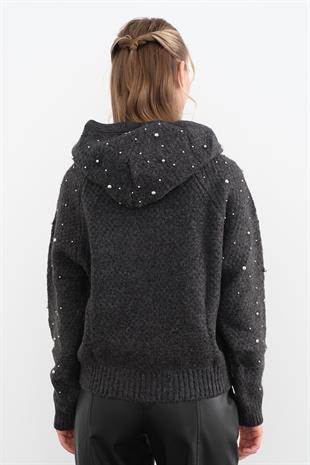 3161 SARDONLU INCILI KAPUSONLU HIRKA