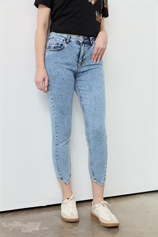 397 KONTRAST KAR YIKAMA MOM JEAN