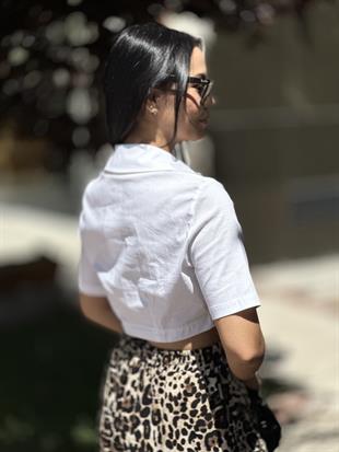 50489 CROP GOMLEK KISA KOLLU CEP DETAYLI