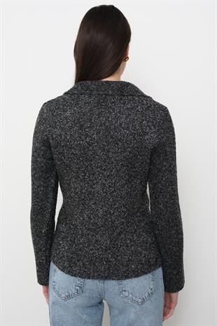 60265 POLO YAKA DUGMELI CEP DETAYLI TRIKO HIRKA