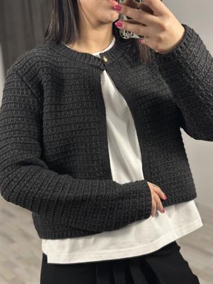 60298 BISIKLET YAKA DUGMELI TRIKO HIRKA