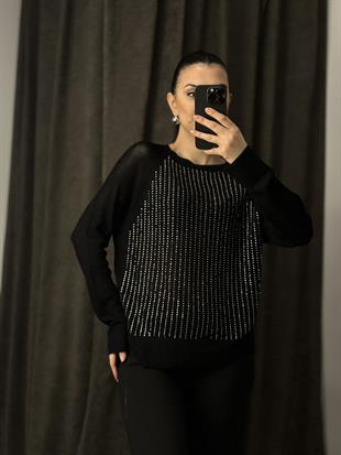 6105 TAS ISLEMELI BISIKELT YAKA TRIKO