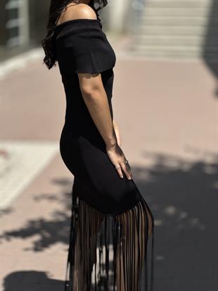 90217 BARDOT YAKA PUSKULLU TRIKO ELBISE