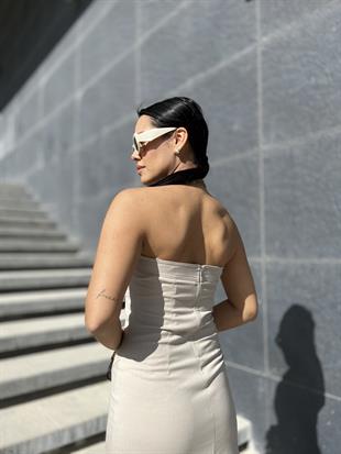 90897 DIKIS DETAYLI SAC BANTLI ELBISE