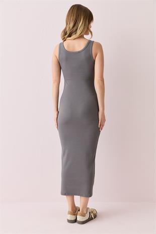 91382 DUGME DETAYLI MIDI ELBISE