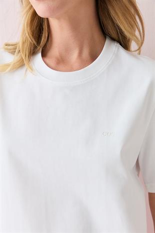 9494 KABARTMA YAZI DETAYLI TSHIRT