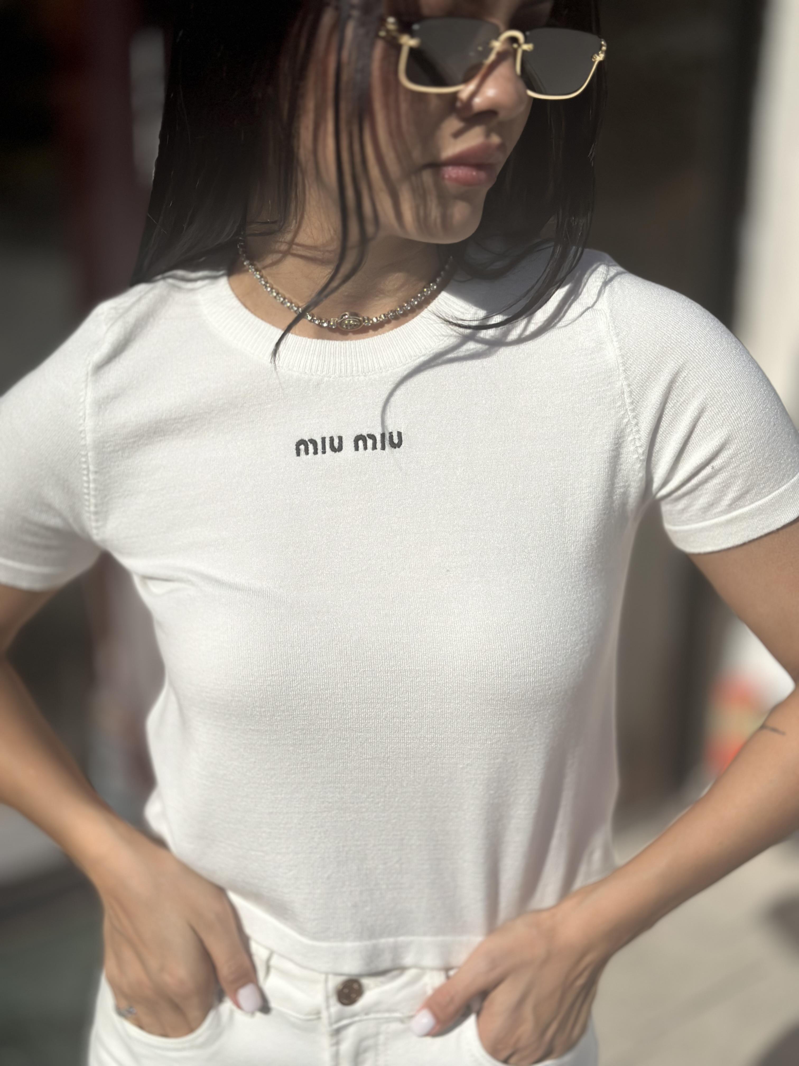 1131 KISA KOL YAZI DETAYLI CROP