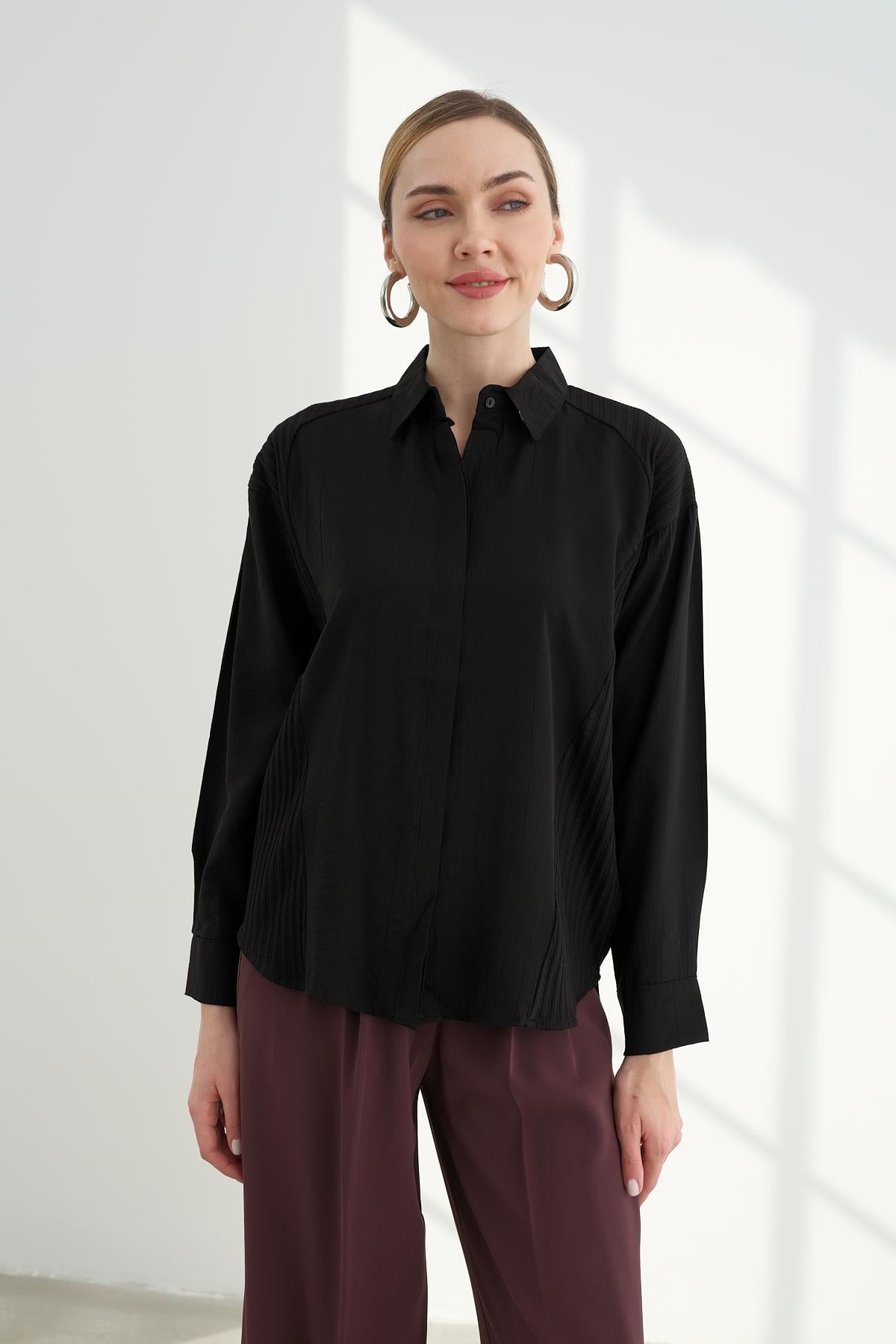 1433 TRIKO DETAYLI GOMLEK