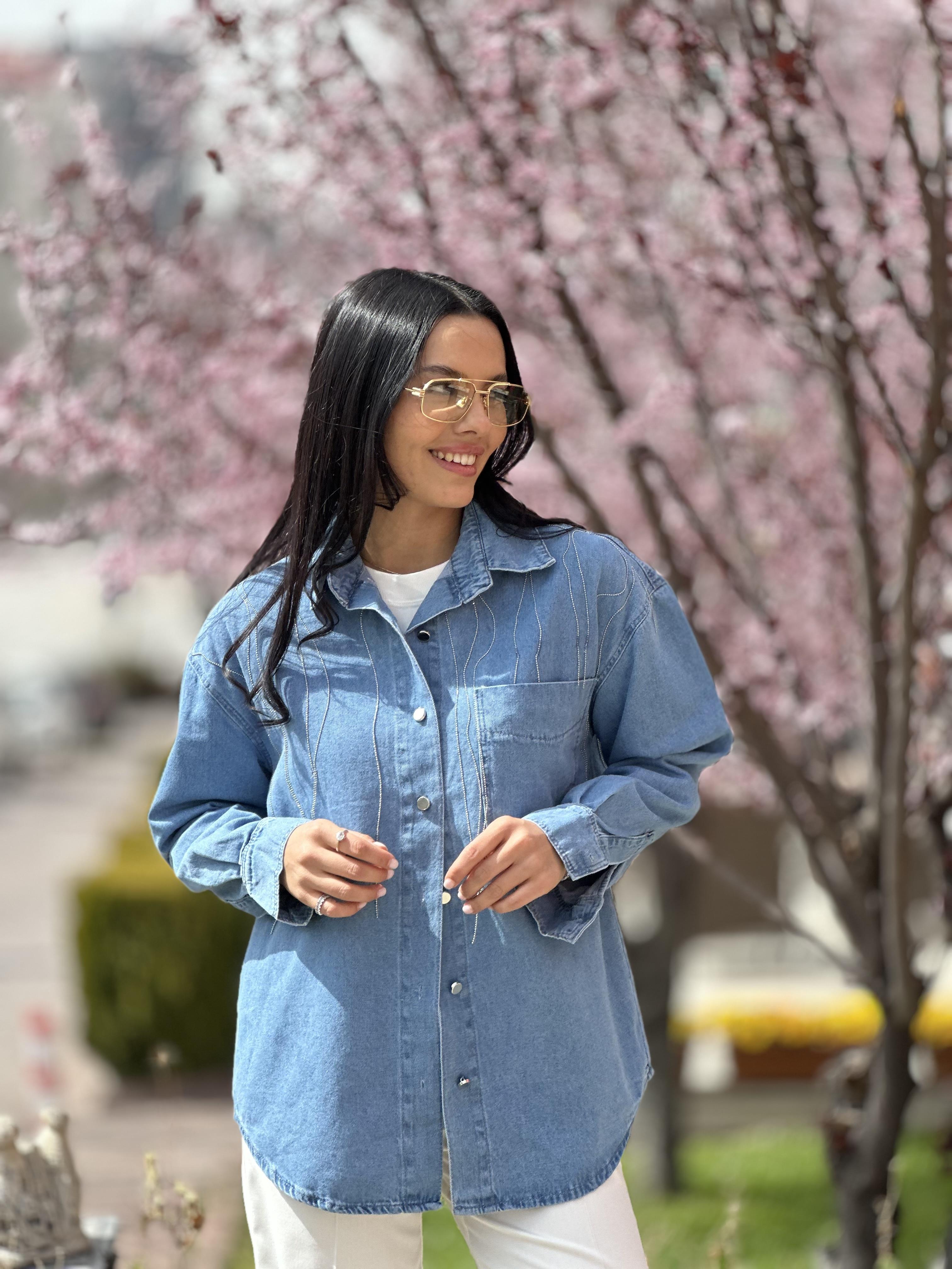 1556 ZINCIR DETAYLI KOT GOMLEK