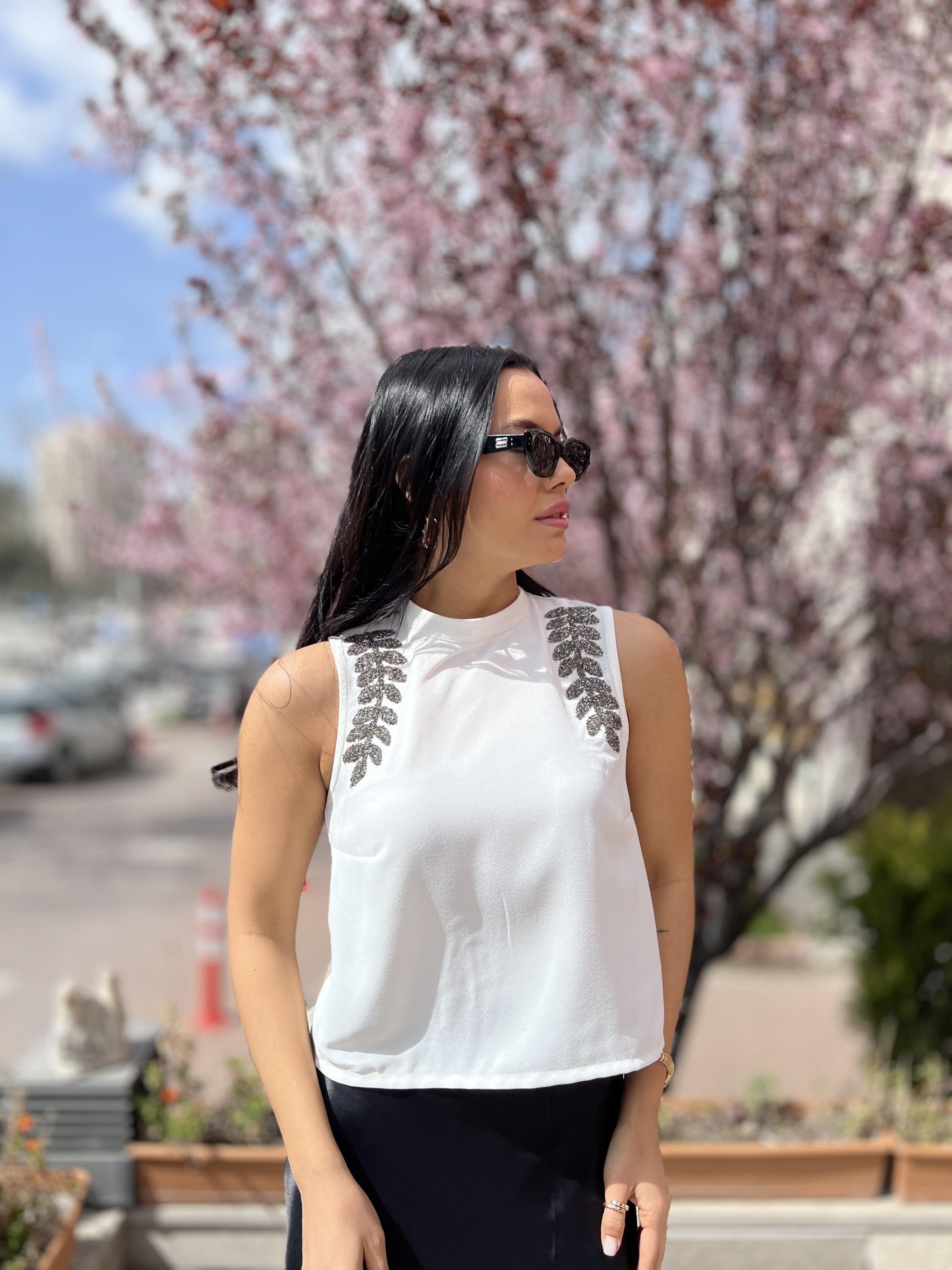 16037 BISIKLET YAKA KOLSUZ BLUZ