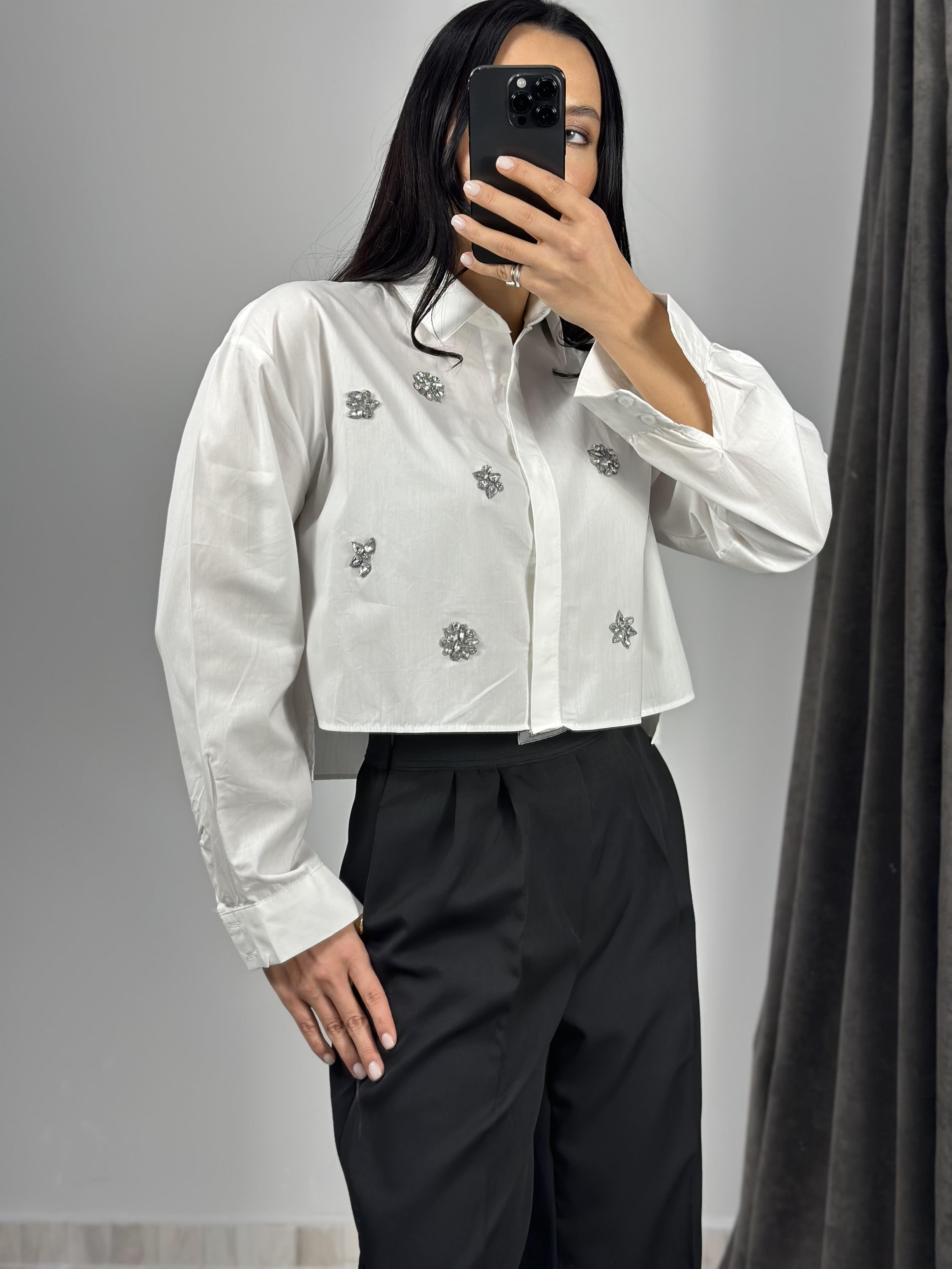 16040 ONU TASLI GOMLEK