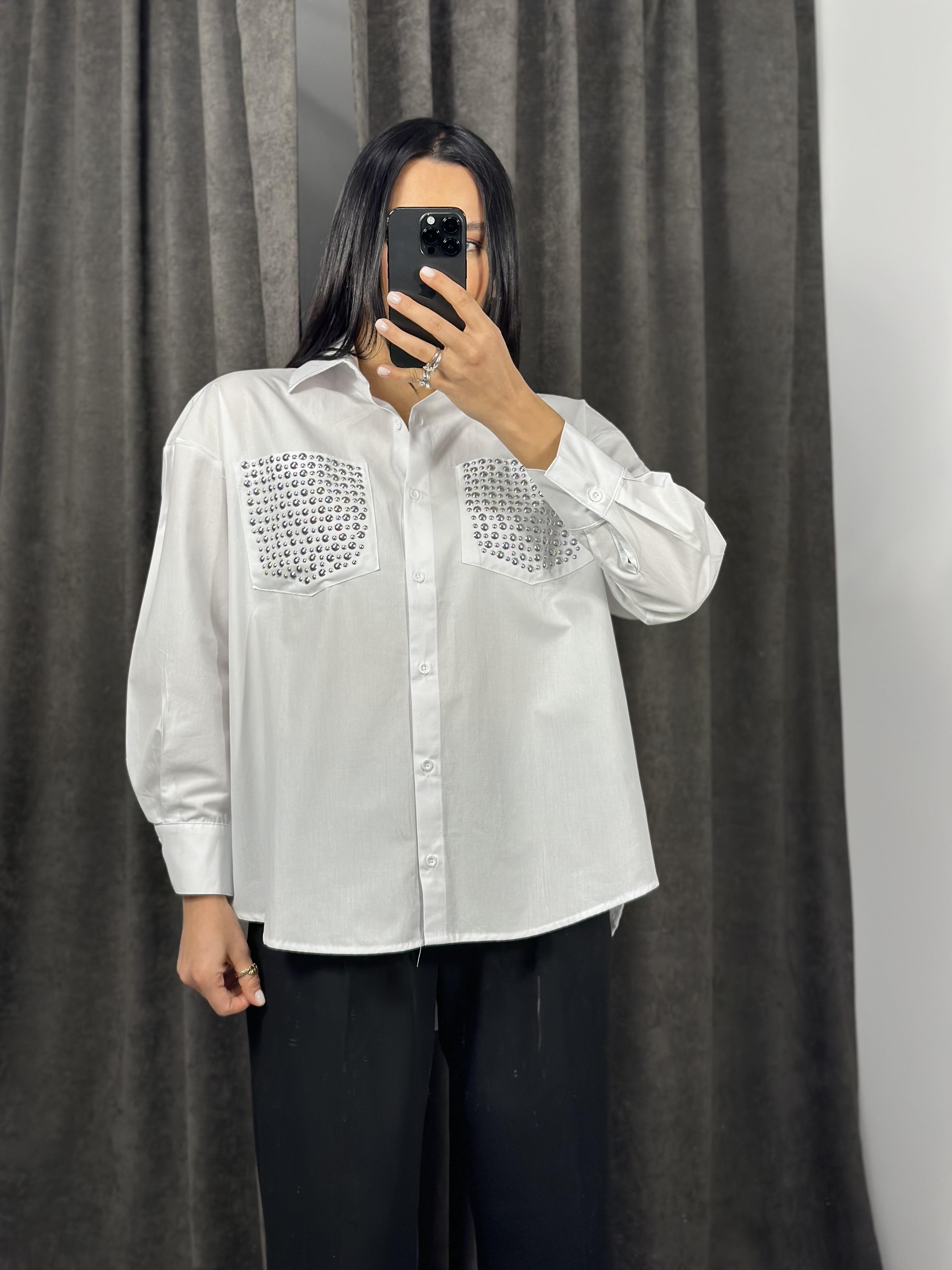 16057 CEBI TASLI GOMLEK