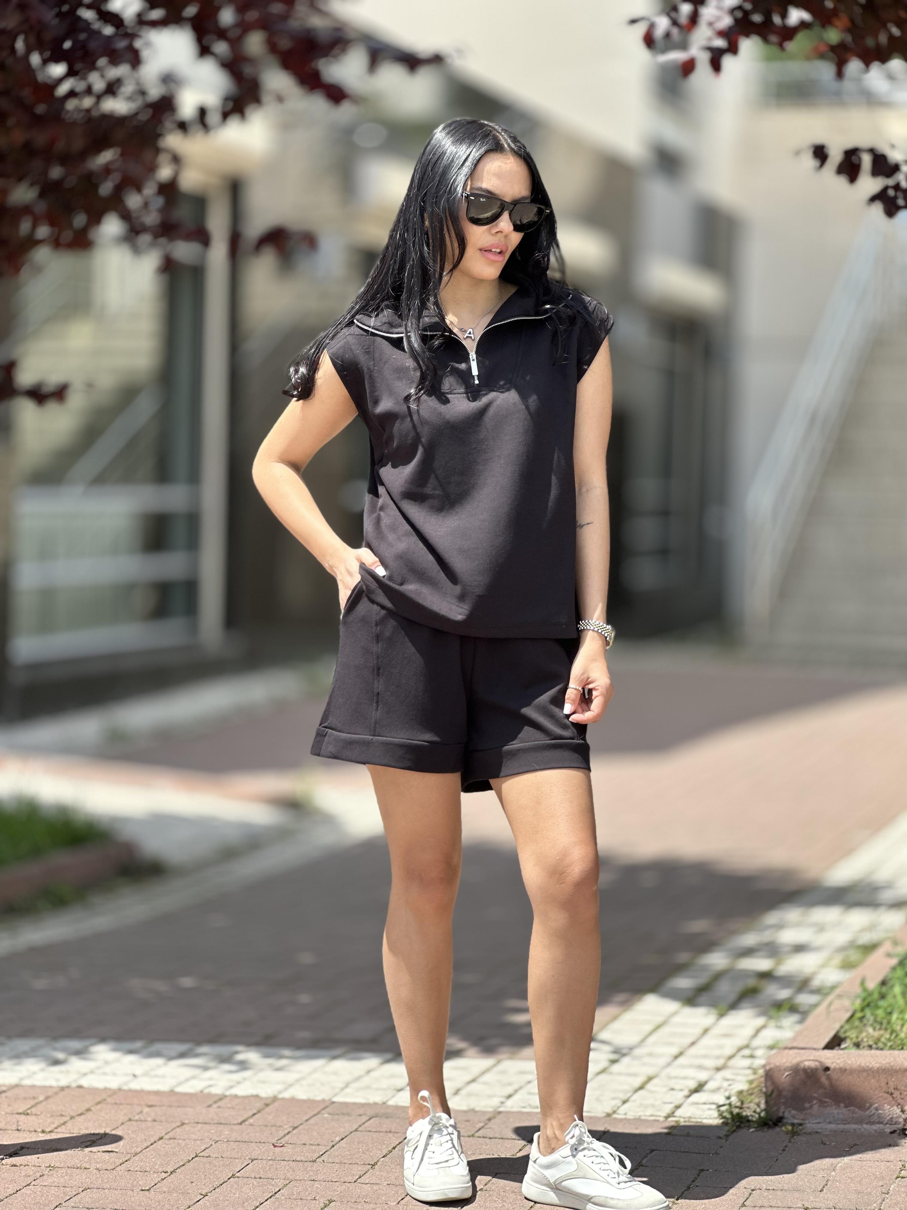 16164 FERMUAR DETAYLI SORTLU TAKIM