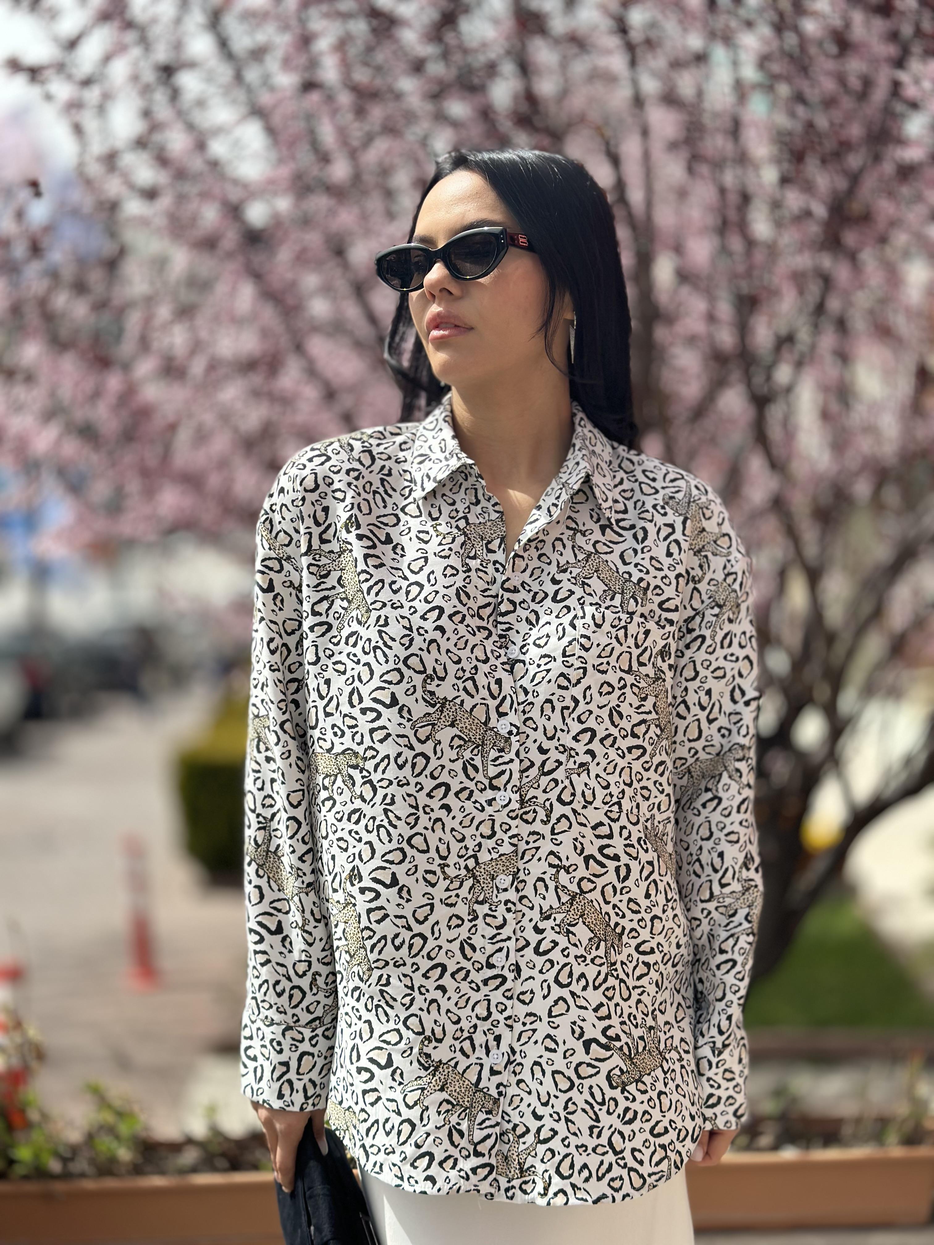 16210 KAPLAN FIGURLU GOMLEK