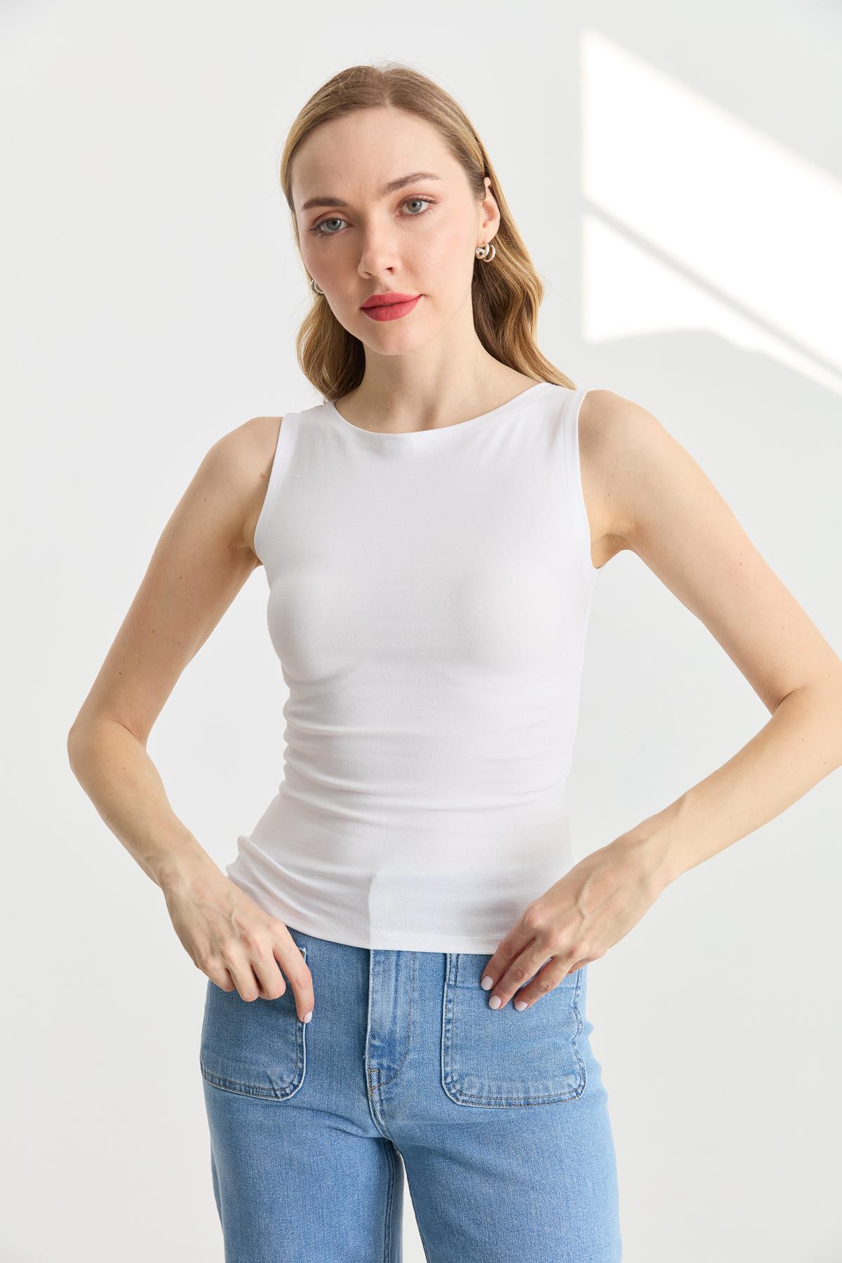 20868 KAYIK YAKA KOLSUZ TOP
