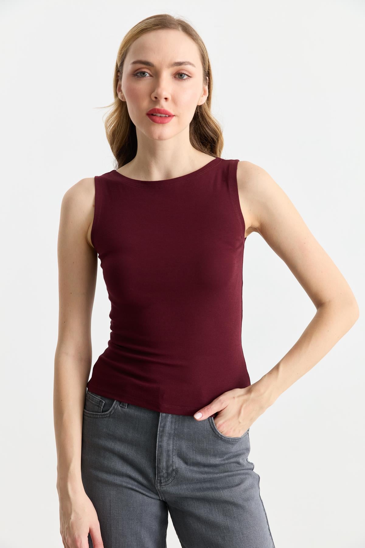 20868 KAYIK YAKA KOLSUZ TOP