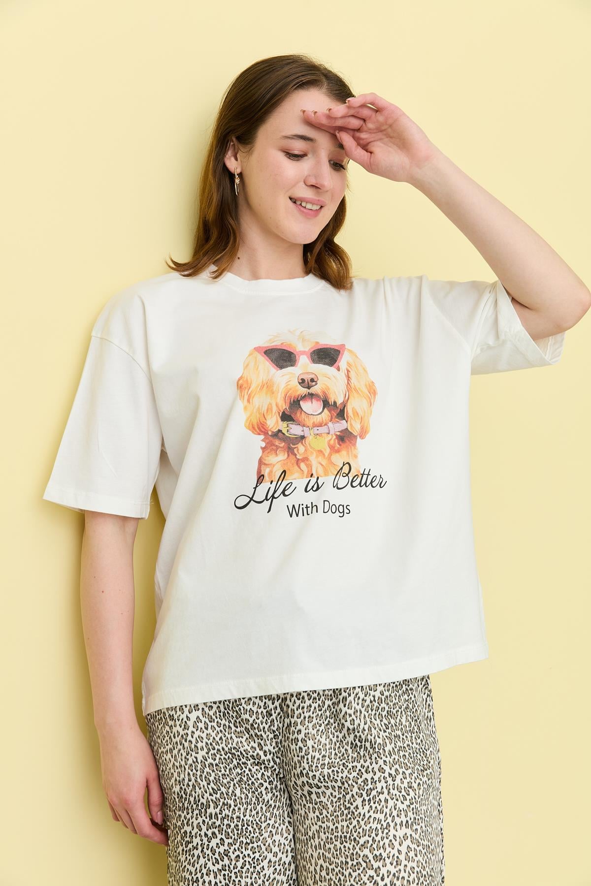 251081 GOLDEN KOPEK BASKILI TSHIRT