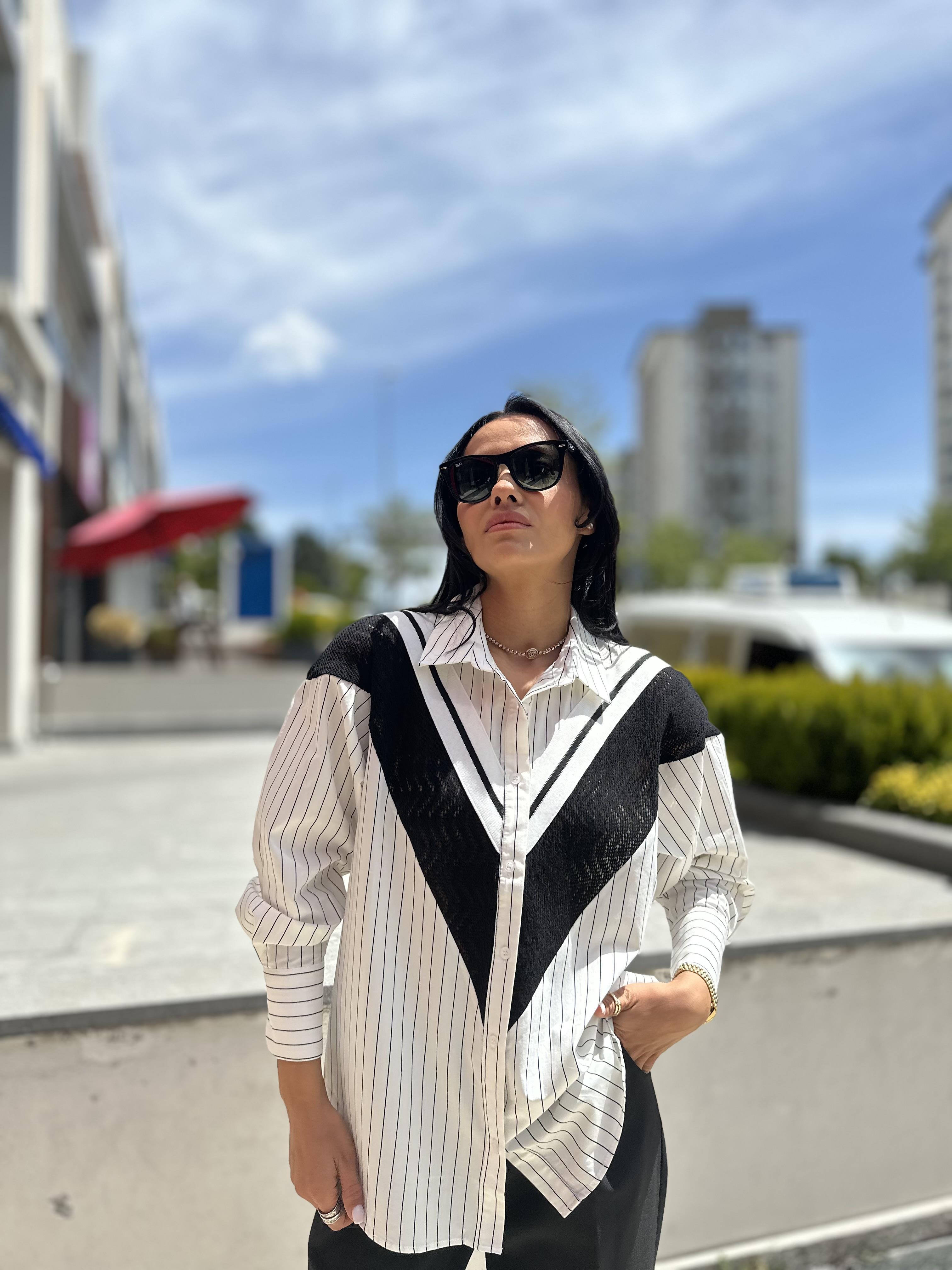 2914 DANTEL DETAYLI GOMLEK