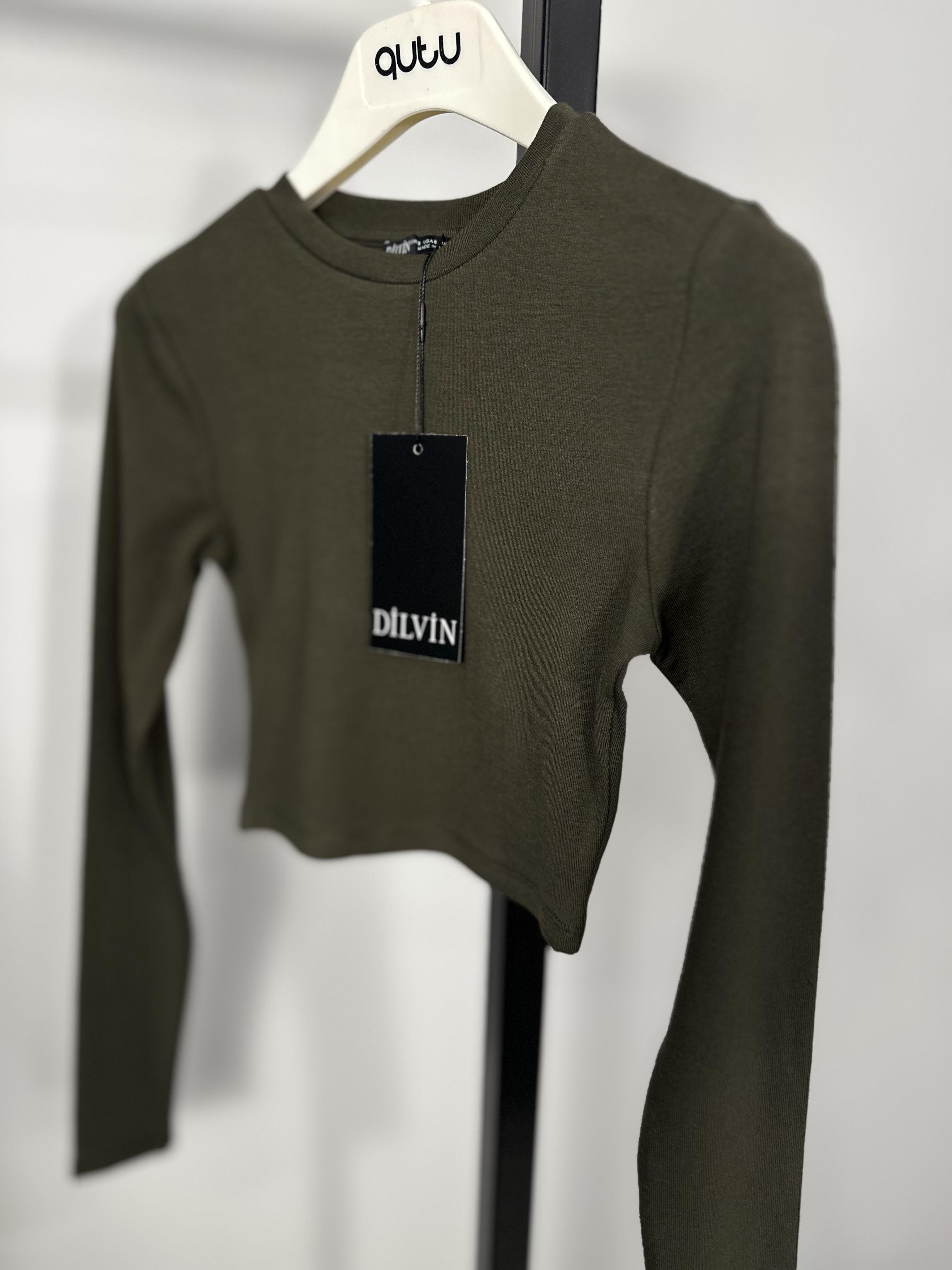 31236 UZUN KOLLU CROP TOP