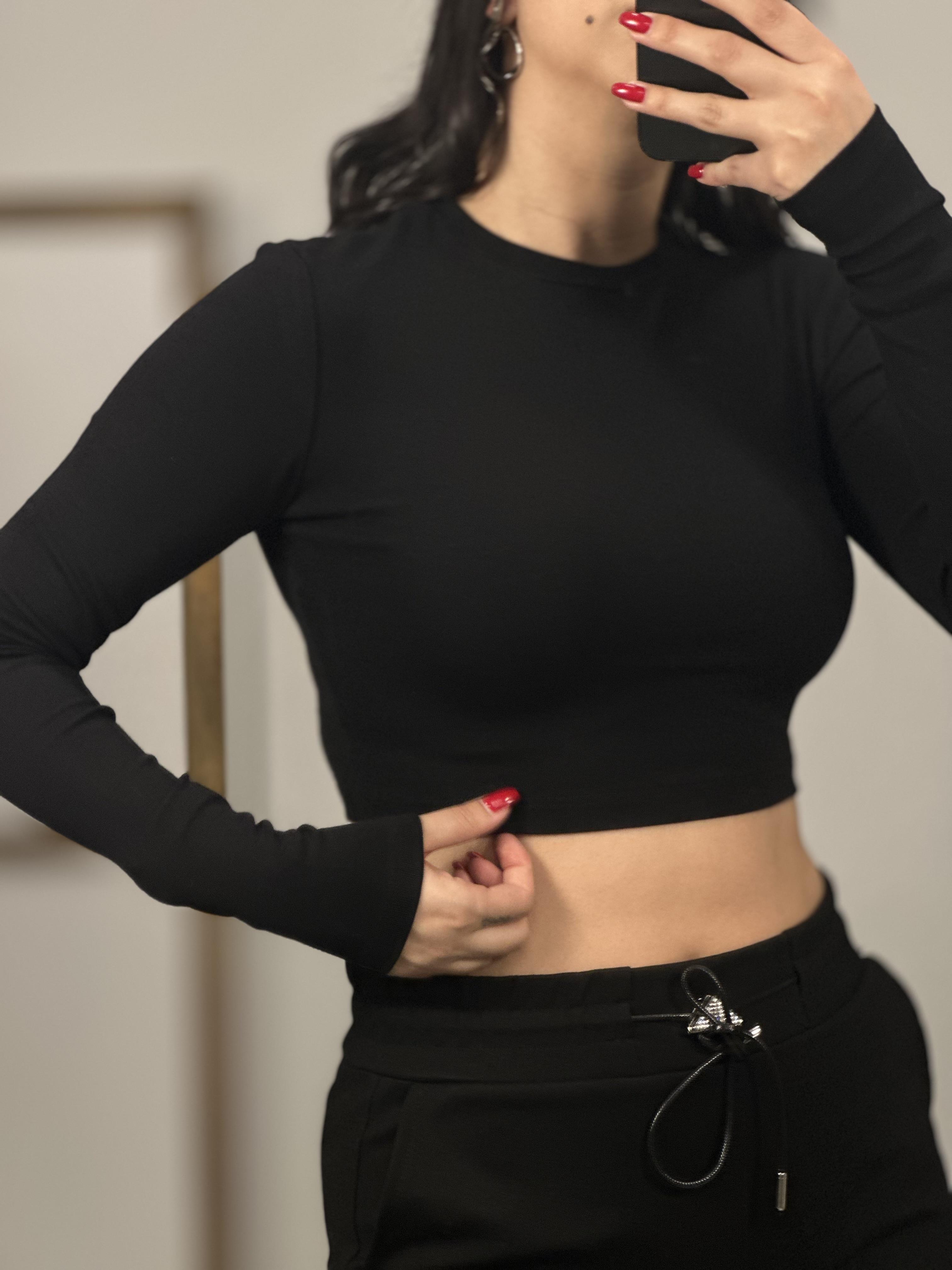 31236 UZUN KOLLU CROP TOP