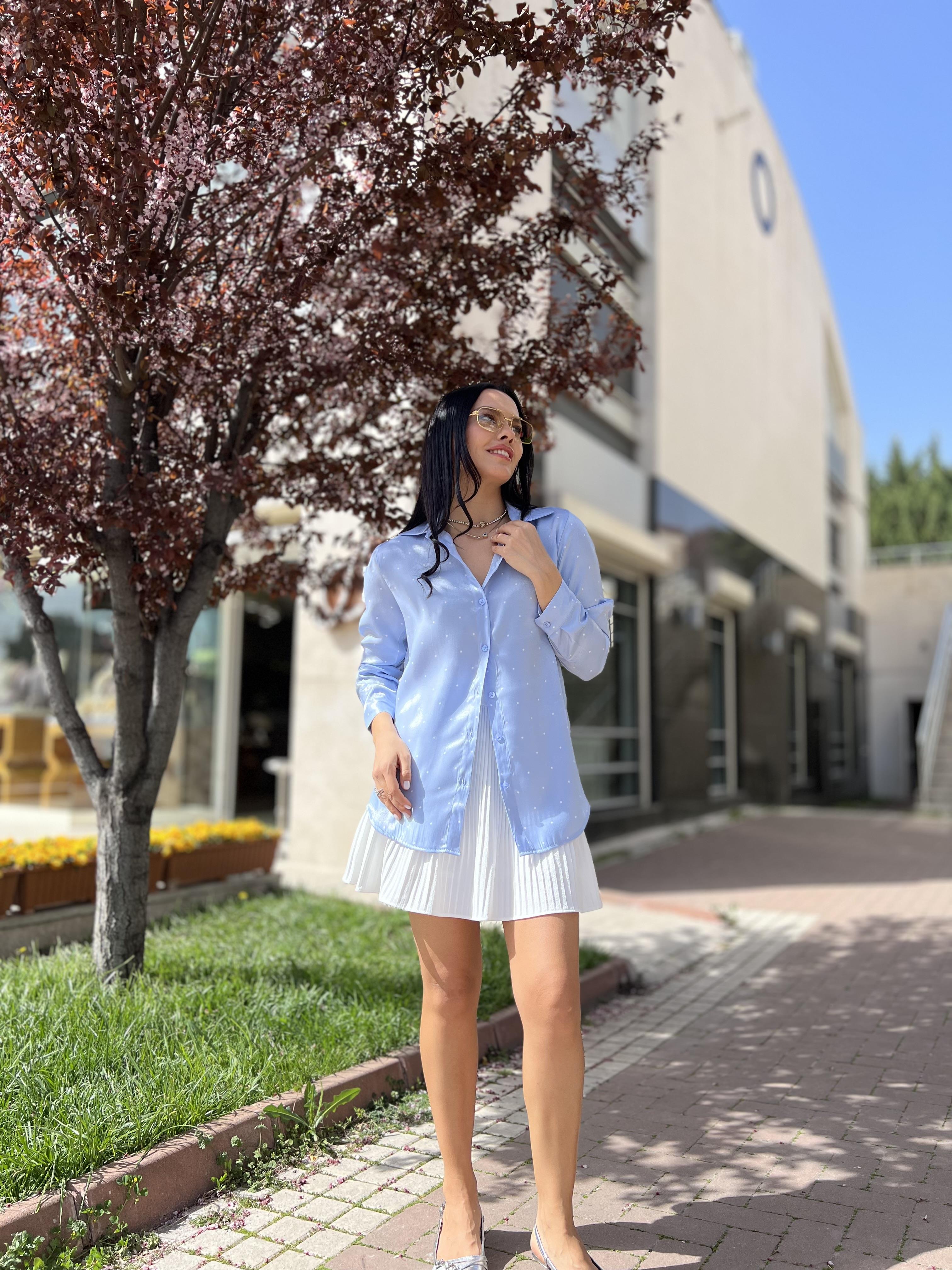 36750 PUANTIYELI PARLAK GOMLEK