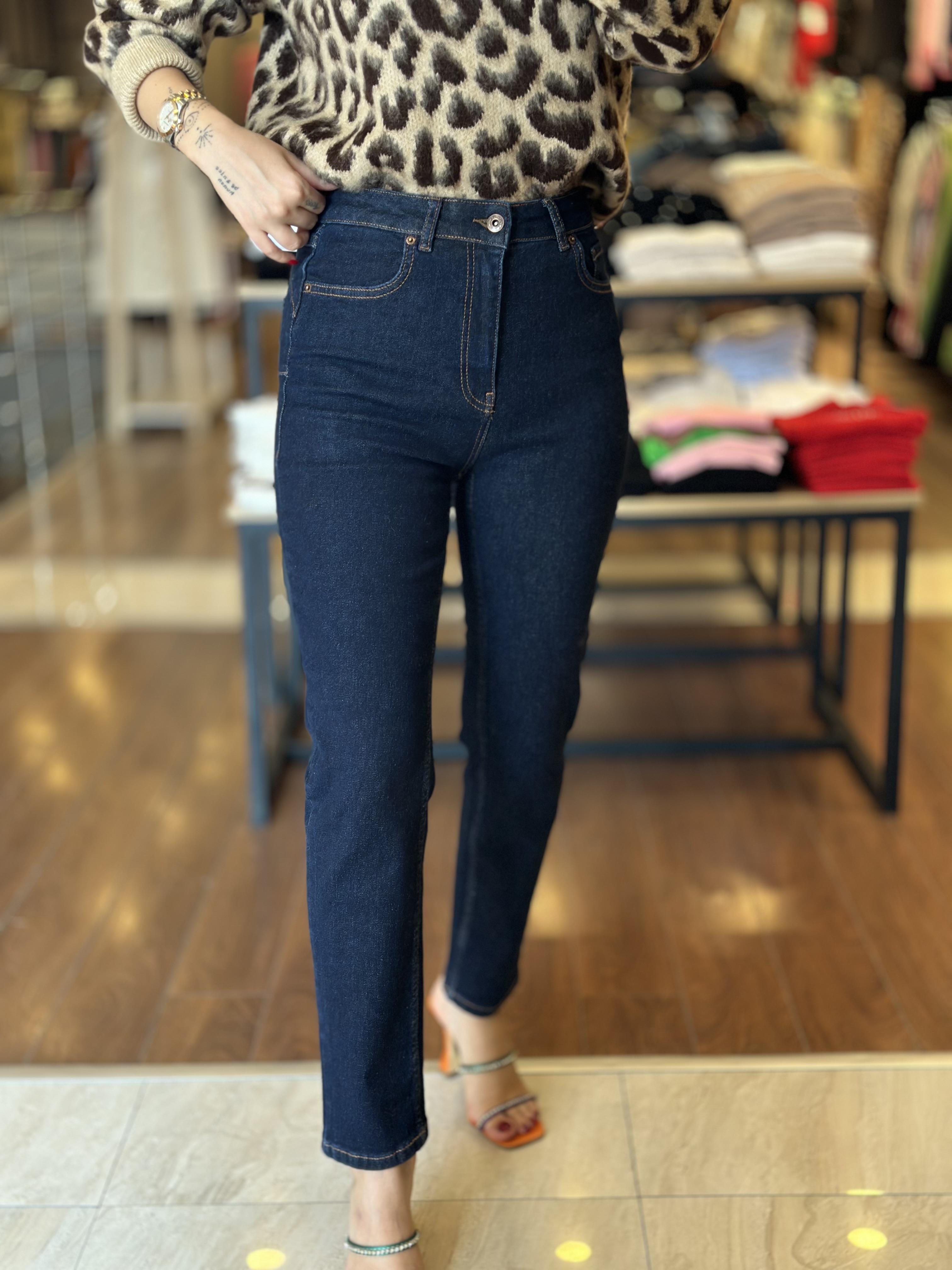 661 PUSH UP MOM JEAN