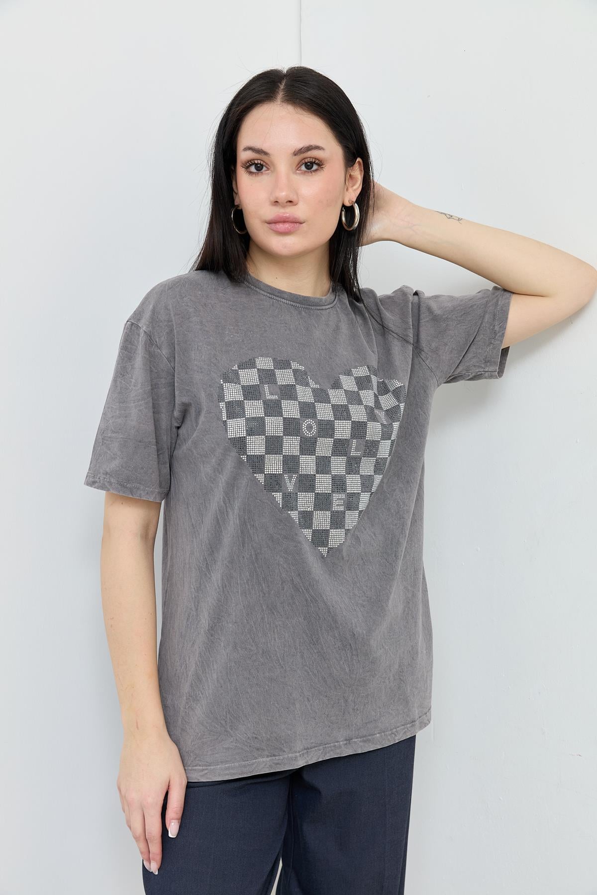 7054 YIKAMALI KALP TASLI TSHIRT