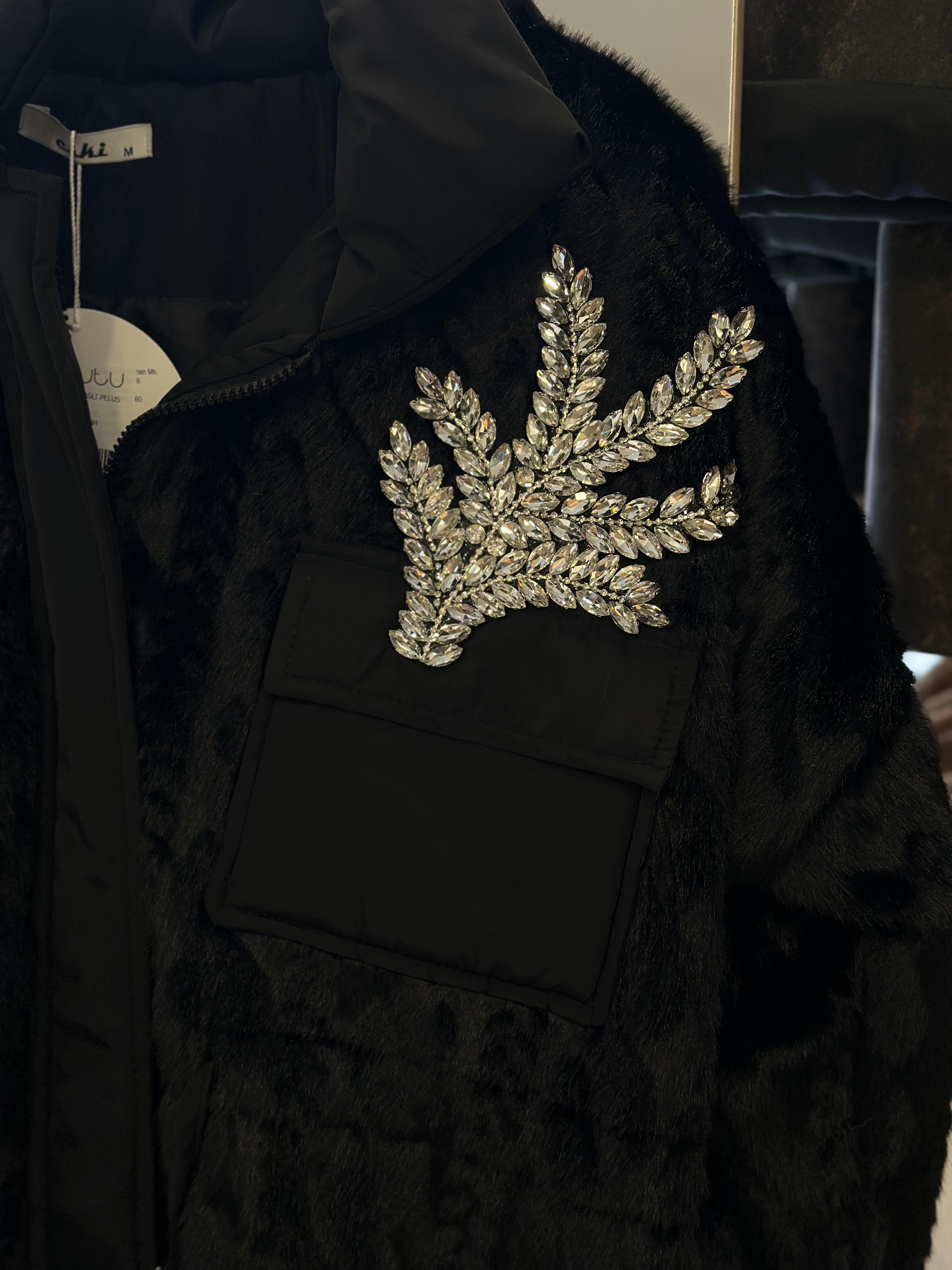 929 CEBI TASLI PELUS