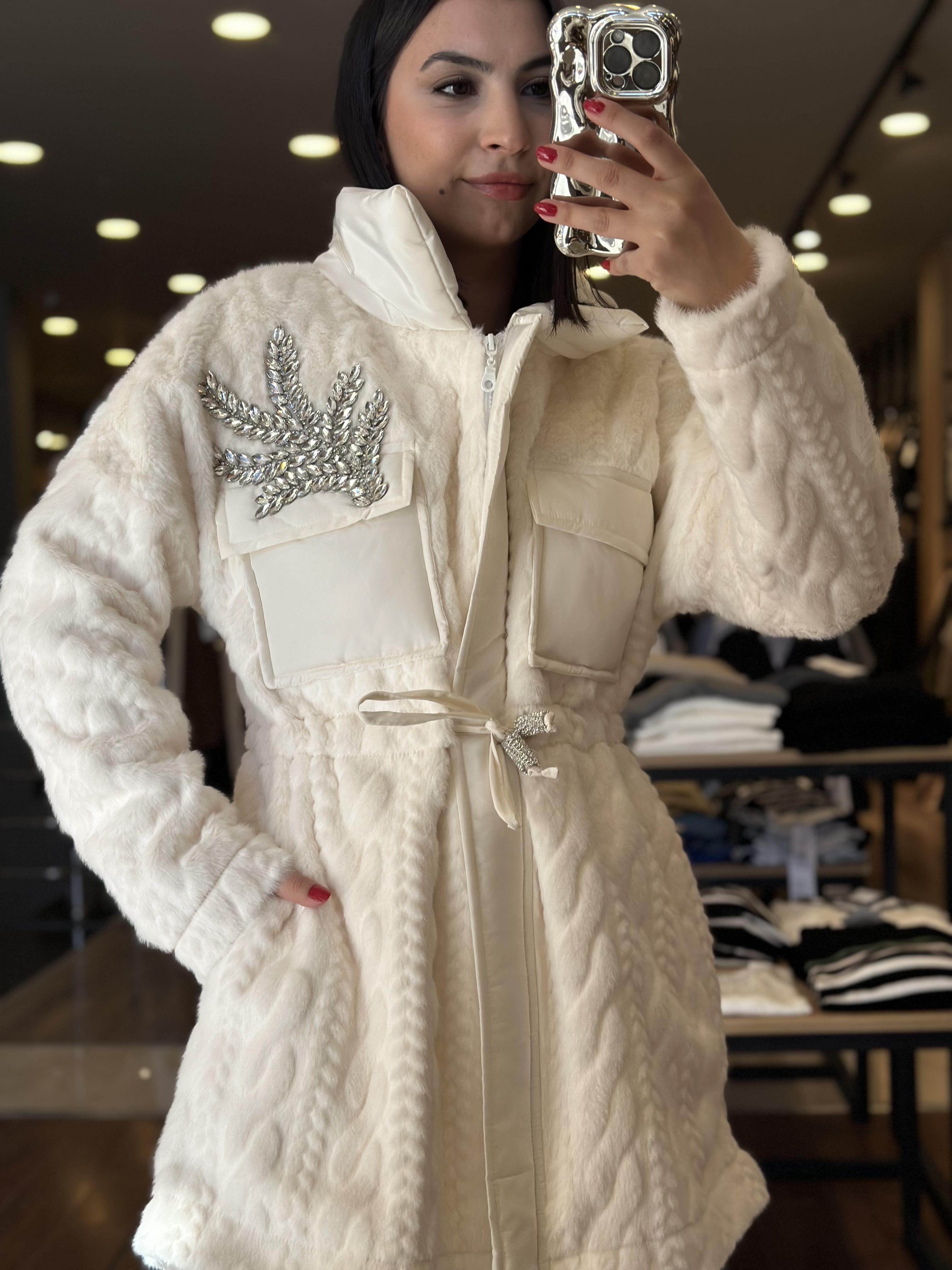 929 CEBI TASLI PELUS