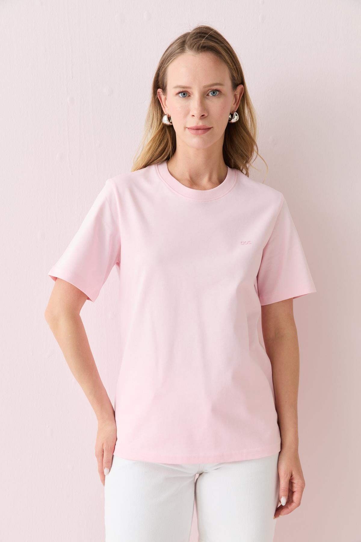 9494 KABARTMA YAZI DETAYLI TSHIRT