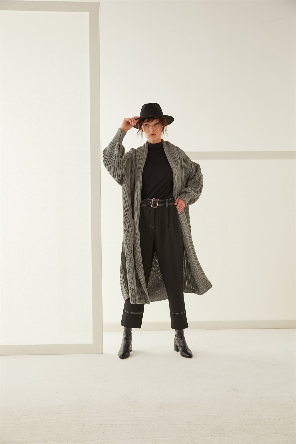 LUCCA HIRKA GRİ