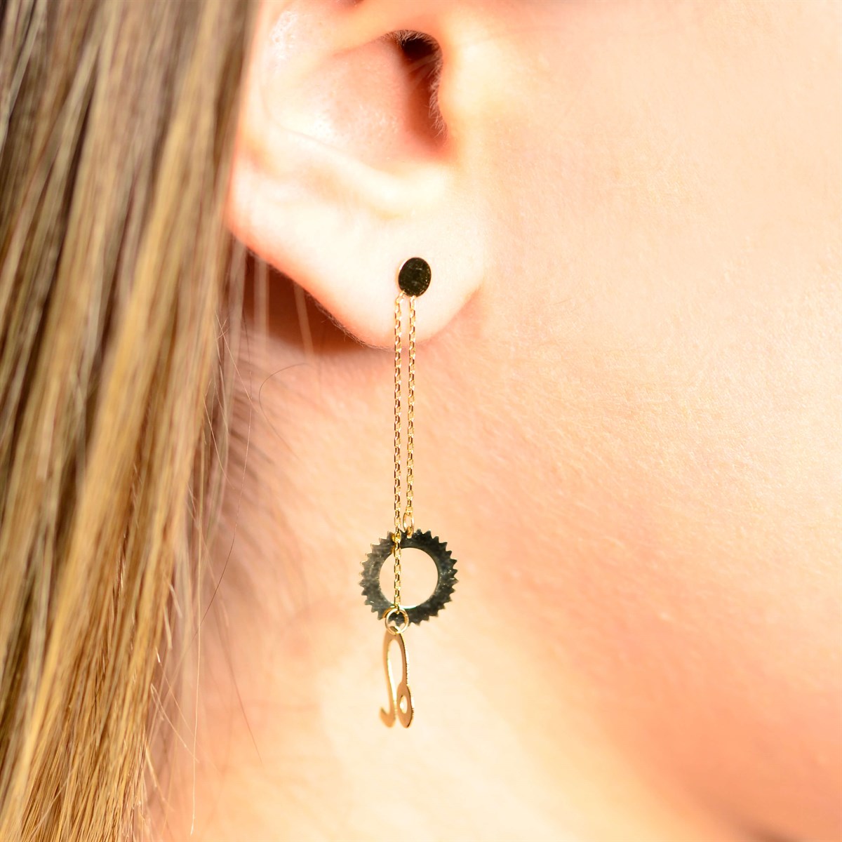 ALTIN ASLAN BURCU KÜPE