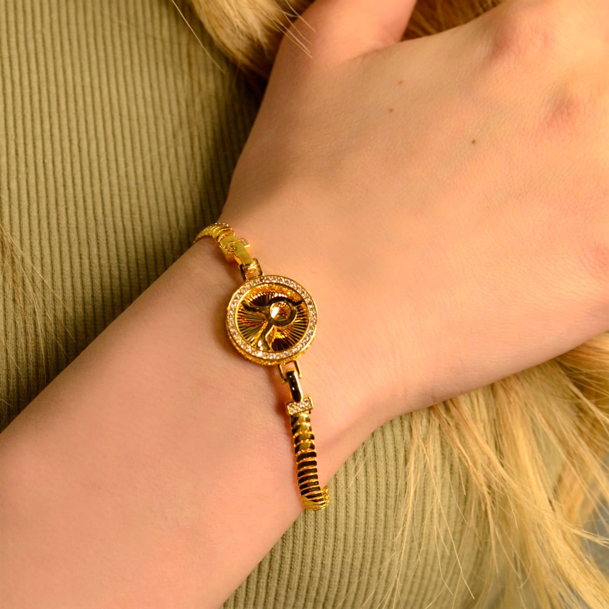 ALTIN BURÇ BİLEKLİK