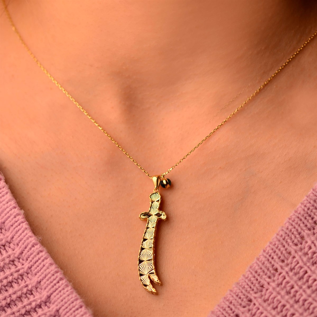 ALTIN ZÜLFİKAR KOLYE