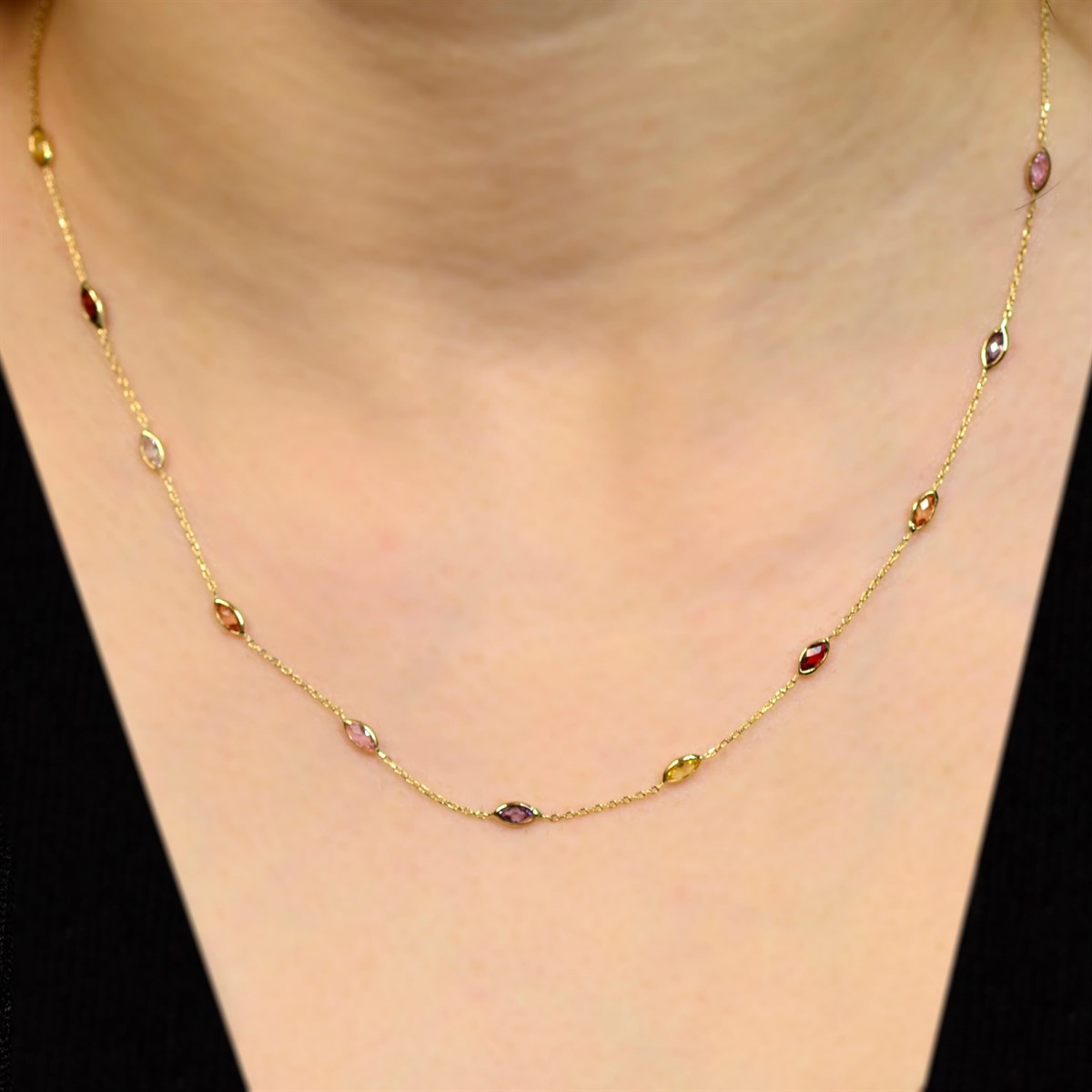 TREND MİNİMAL KOLYE 3