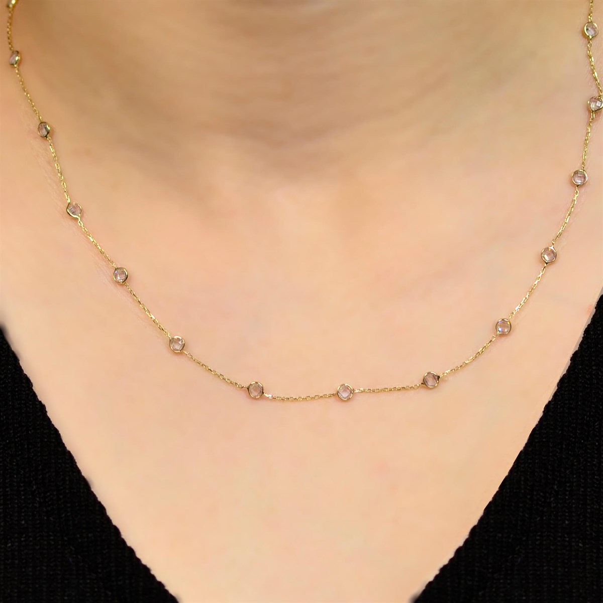 TREND MİNİMAL KOLYE 4