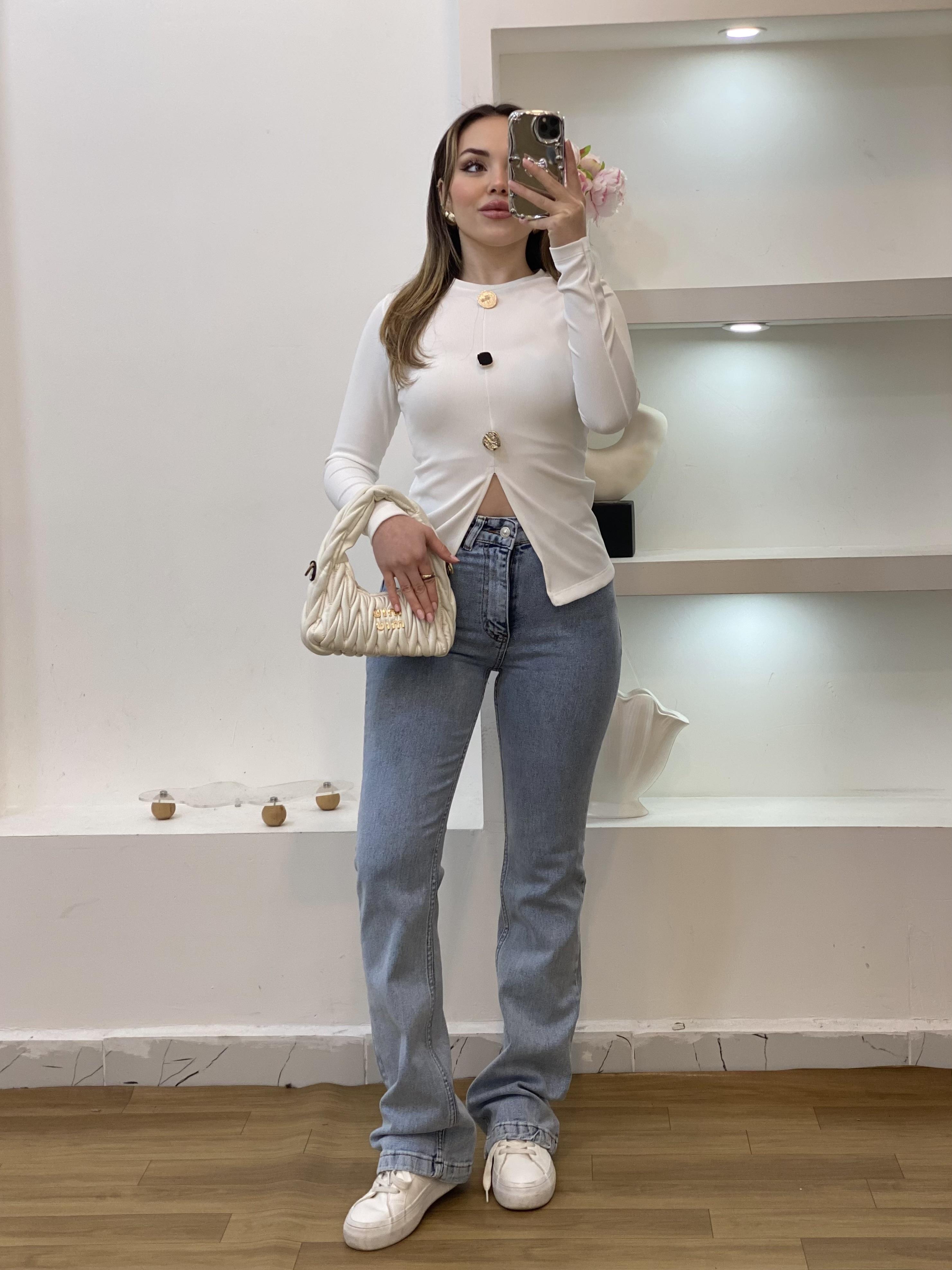 Beyaz Aksesuarlı Model Ottoman Kumaş Bluz