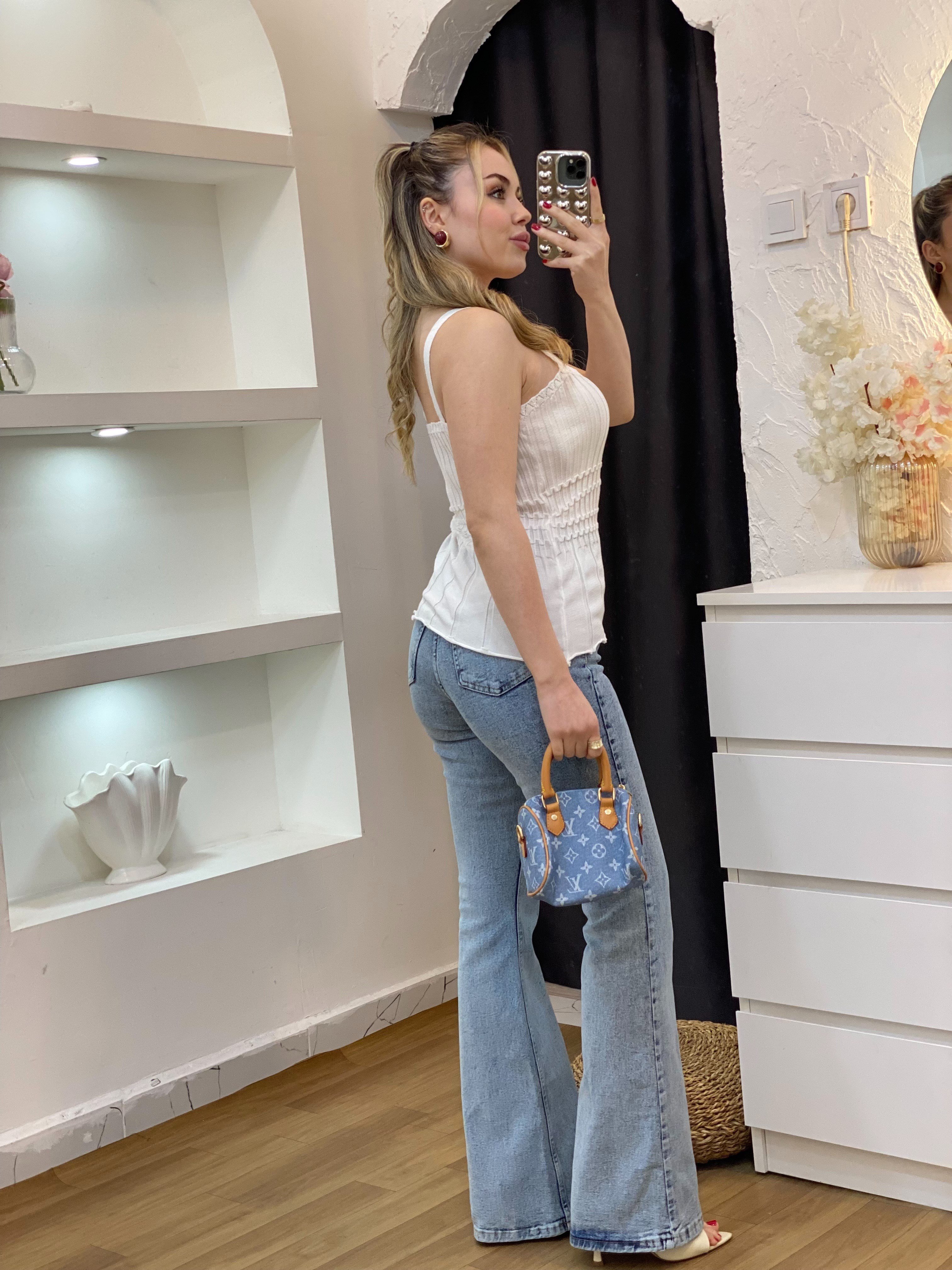 Beyaz Desenli Askılı Triko Bluz